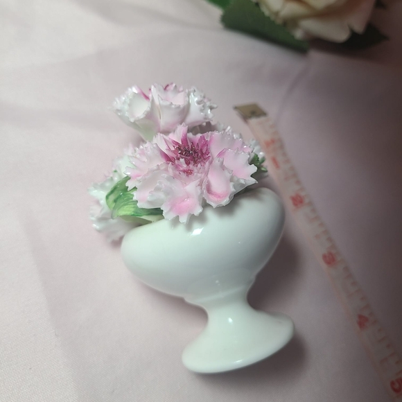 Vtg Aristocrat Bone China Flower Vase Figurine 💐🌴 - Picture 4 of 5